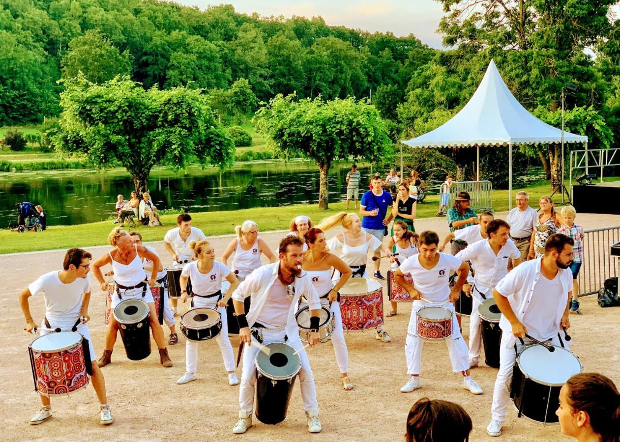 Gite Du Moulin Toucan Berneuil  ภายนอก รูปภาพ